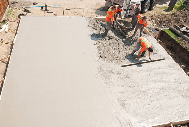 Best Concrete Pool Decks in Justin, TX